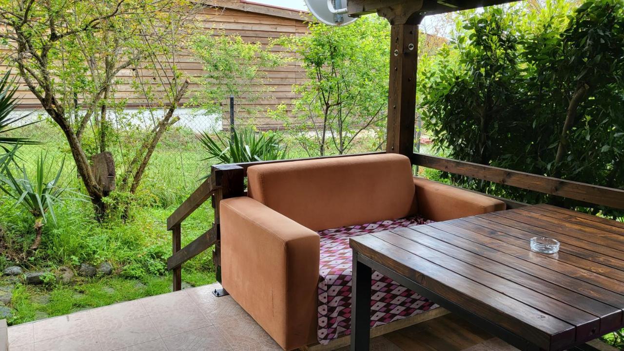 Guest House Fanny Sinemoretz Exterior foto